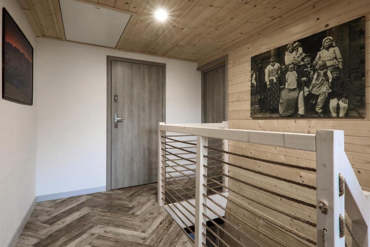 Goralska Villa Apartamenty Z Jacuzzi & Home Spa & Zakopane โปโรนิน ภายนอก รูปภาพ